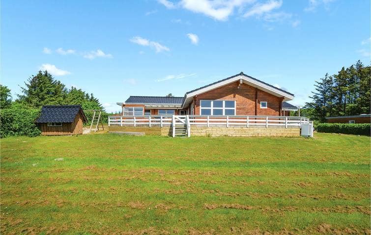Ferienhaus für 16 Personen, mit Whirlpool und Terrasse sowie Pool und Sauna in Hostrup Strand - 2