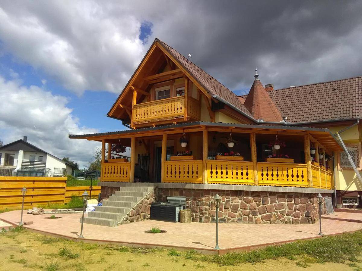 Gästehaus Kathi Campingplatz Buschcamper in Gyenesdias, Balaton Uplands National Park