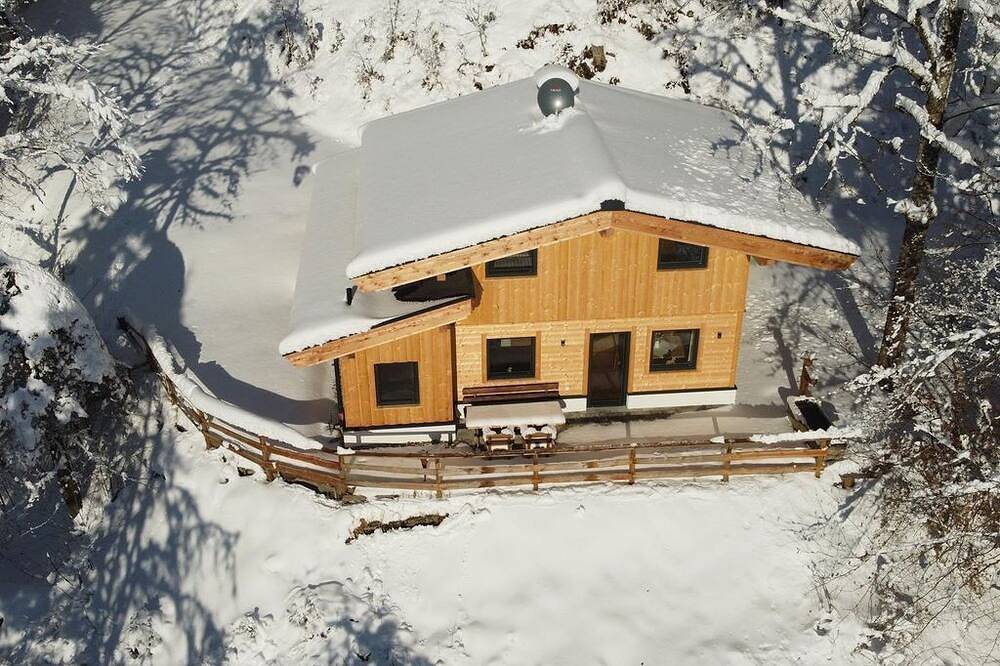 Ganze Wohnung, Das Haus Steger zu Stein in Kaisergebirge