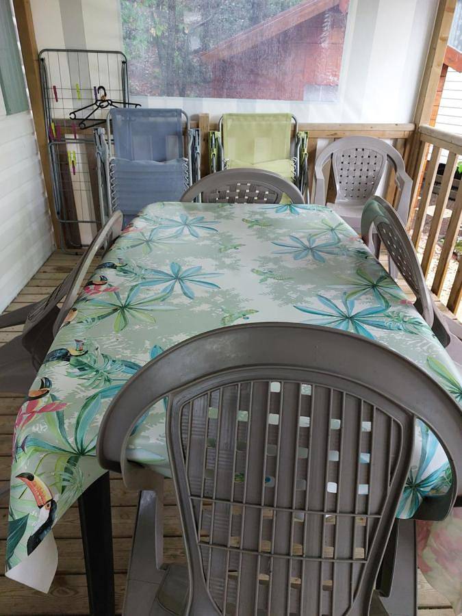 Camping pour 6 personnes, avec jardin et piscine à Saint-Georges-de-Didonne - 3