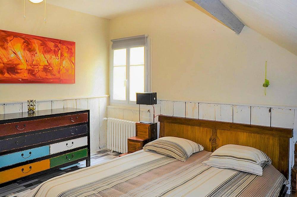 Geheel appartement, Geweldig appartement met 3 slaapkamers. in Autun, Autun en omgeving