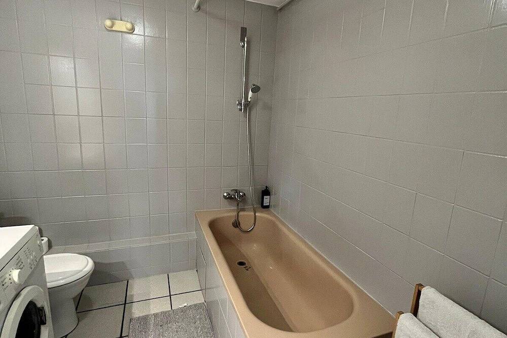 Entire apartment, Soh Rent Schiltigheim Appartement 2 Pièces duplexe - Tv - wifi in Schiltigheim, Strasbourg region