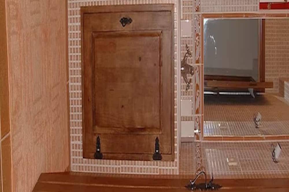 Casa do Palheiro ground floor 1 Bedroom in Capelo, Zona Especial de Conservação da Caldeira e Capelinhos