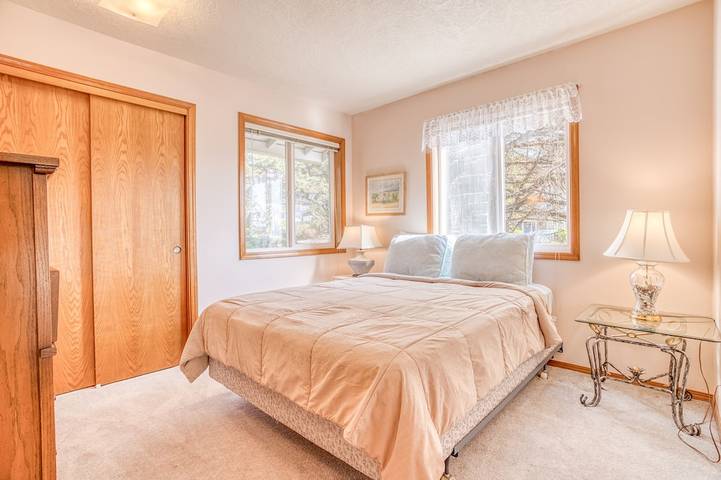 Vacation house for 8 people, with terrace in Oregon Coast