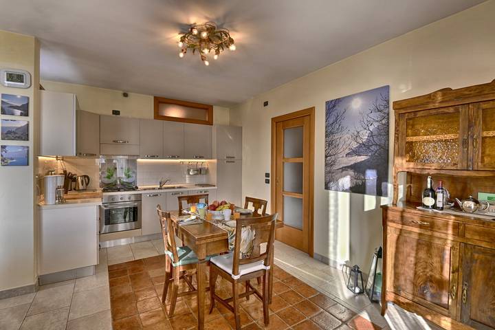 Ferienwohnung für 4 Personen, mit Garten und Terrasse sowie Seeblick, mit Haustier in Tignale - 4