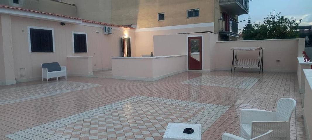 Ferienhaus für 5 Personen, mit Balkon und Terrasse sowie Pool und Ausblick