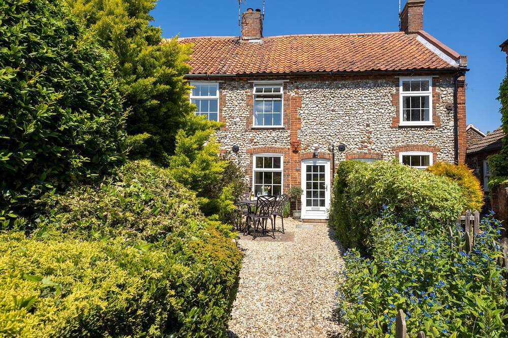 3 Chapel Cottages, Docking, Norfolk in Docking, Norfolk