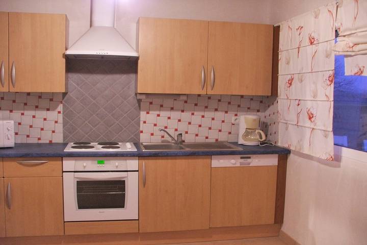 Gîte pour 4 personnes, avec terrasse à Pédernec - 3