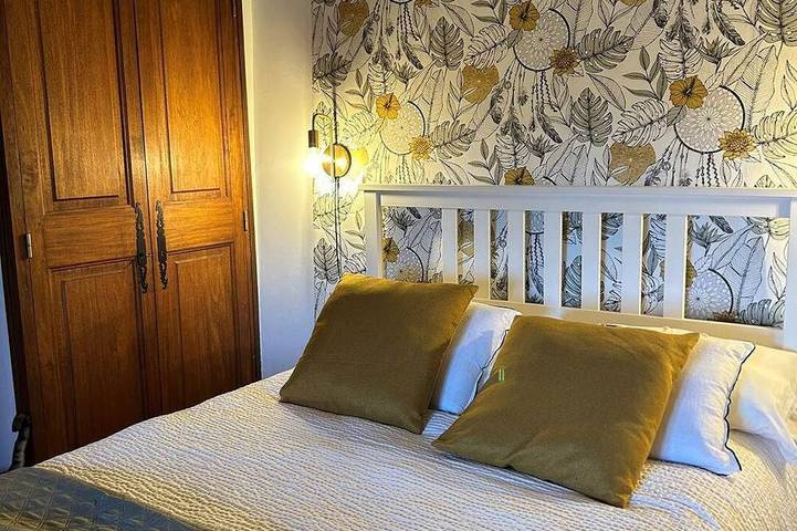 Gîte pour 6 personnes, avec balcon à Niozelles