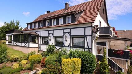 Hütte für 2 Personen, mit Garten in Medebach