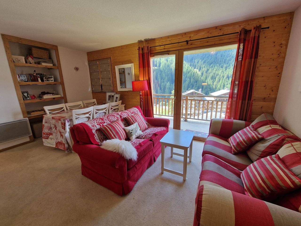 Apartamento entero, Amplio apartamento de 4 habitaciones para 6 - 3 dormitorios - 65m2 - Balcón - Cerca telecabina in Valfréjus, Modane