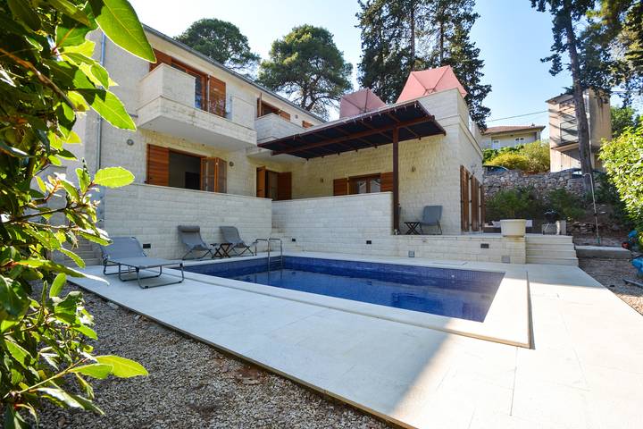 Villa pour 10 personnes, avec vue sur l’océan dans Šolta