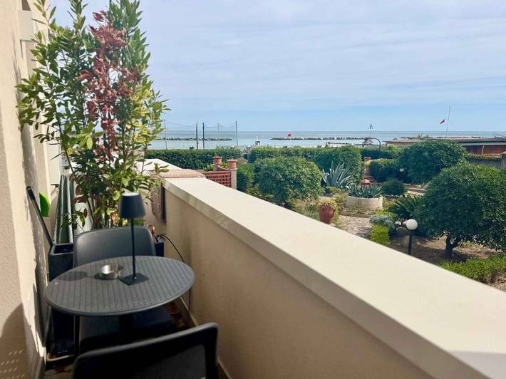 Rustico per 4 persone, con balcone, con animali domestici nelle Marche