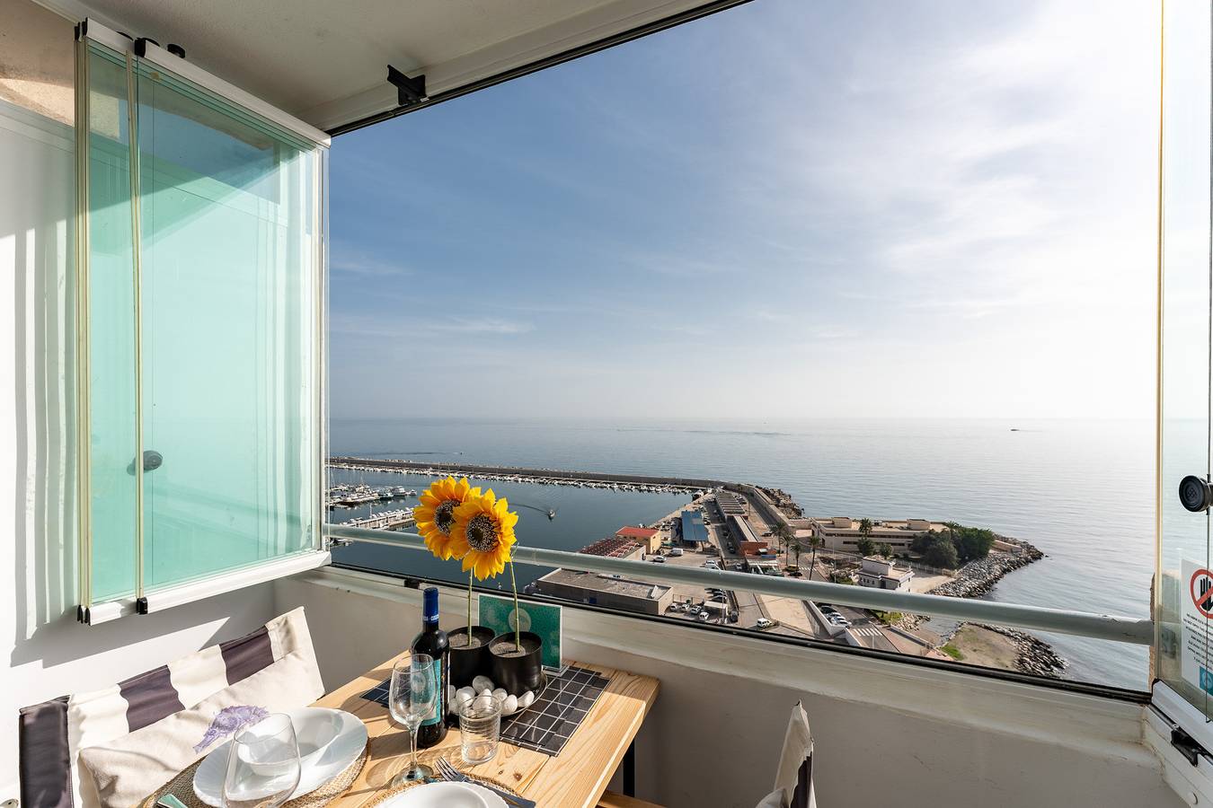 Apartamento entero, MalagaSuite Dolphin Beach in Fuengirola Centre, Fuengirola