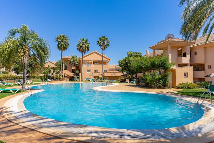 Vakantieappartement voor 4 personen, met Tuin en Kinderzwembad in Elviria