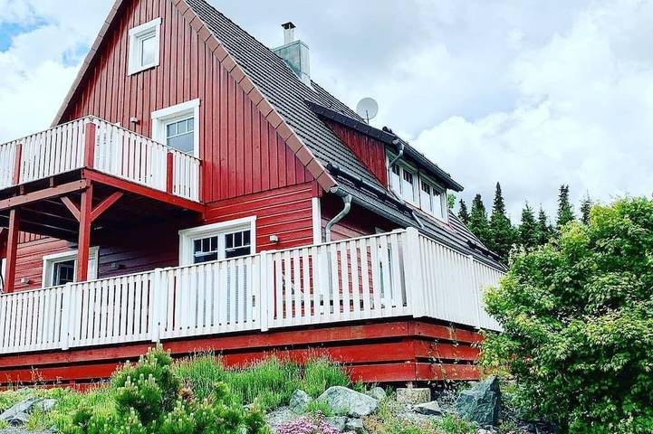Ferienhaus für 10 Personen, mit Sauna und Balkon sowie Garten, mit Haustier