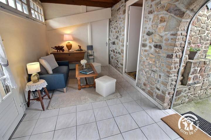 Gîte pour 4 personnes, avec jardin à Gommenec'h - 3