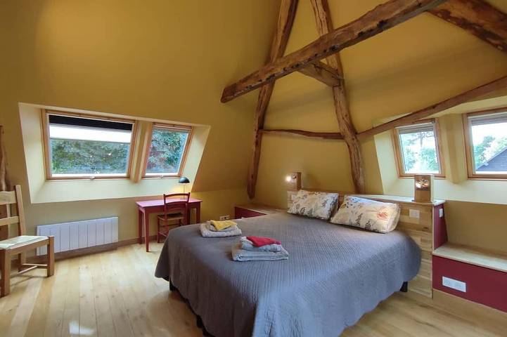 Location de vacances pour 6 personnes, avec terrasse et jardin à Écrainville - 2