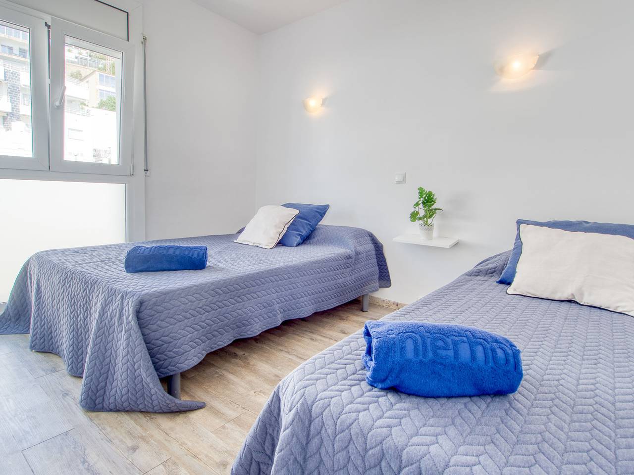 Ganze Wohnung, Blaumar in Roses, Oberampurien