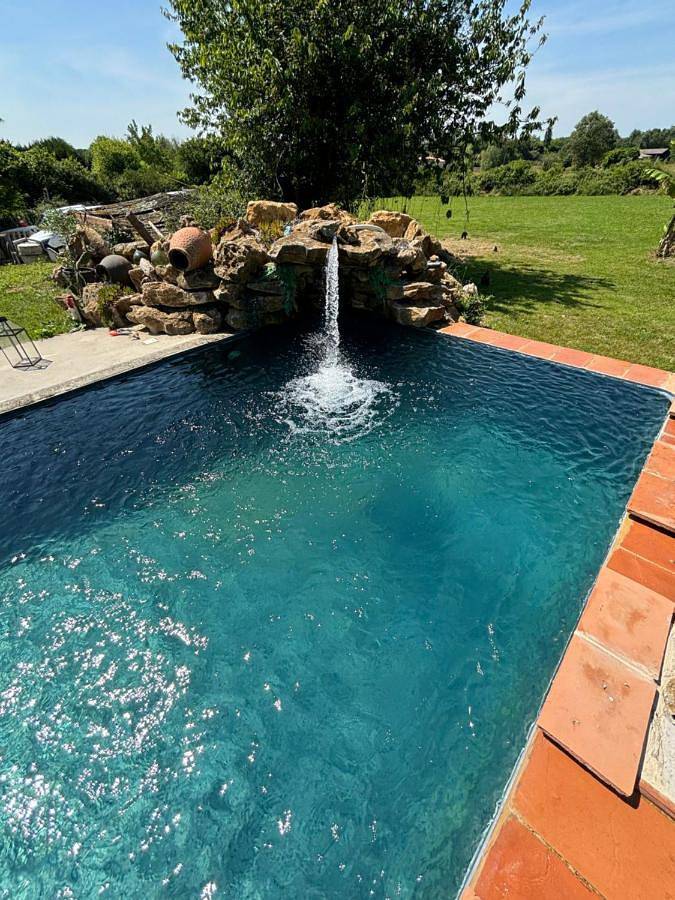 Villa pour 16 personnes, avec piscine ainsi que vue et jardin, animaux acceptés