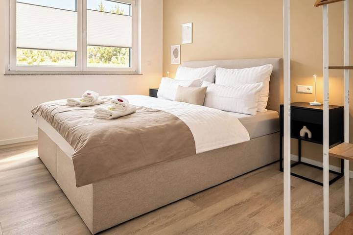 Appartement entier, LaMiaCasa Spacious Loft – Terrace & Parking in Stuttgart, Région de Stuttgart