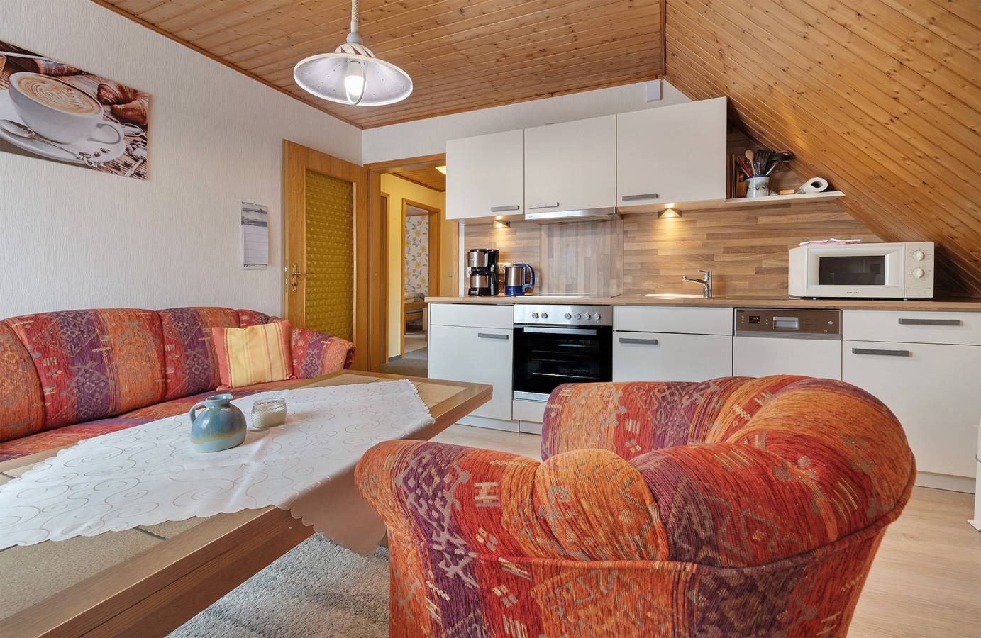 Ganze Wohnung, Ferienwohnung 'Haus Stoldt, Wohnung 1' mit gemeinsamer Terrasse, gemeinsamem Garten und Wi-Fi in Meldorf, Nordseeküste