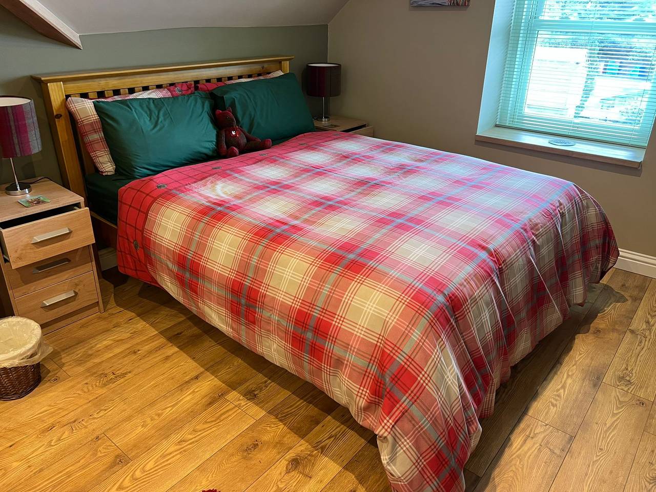 Ganzes Studio, 1 Bed Studio - Sleeps 2 - Wifi - Parking in Pitlochry, Perthshire