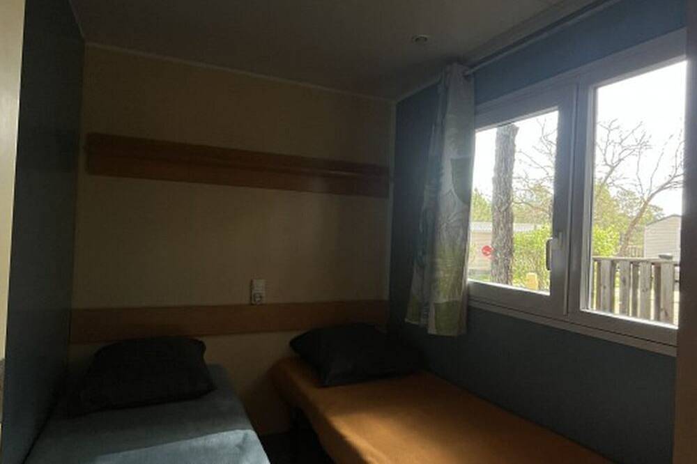 Mobil-home confortable avec terrasse à Villecroze in Villecroze, Région de Draguignan