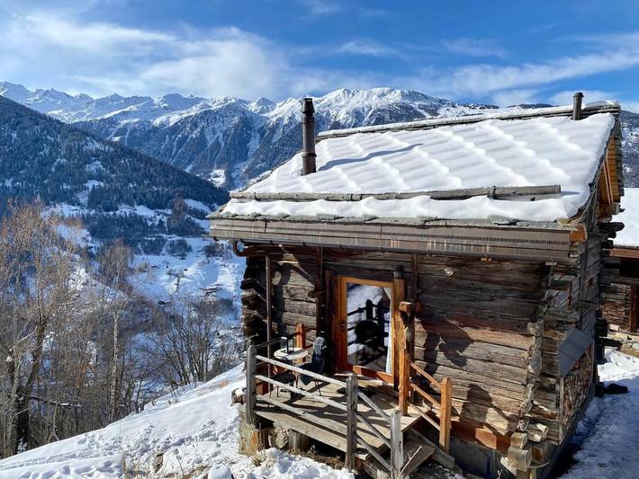 Gîte pour 3 personnes, avec vue et jardin, animaux acceptés à Saint-Martin (Suisse)