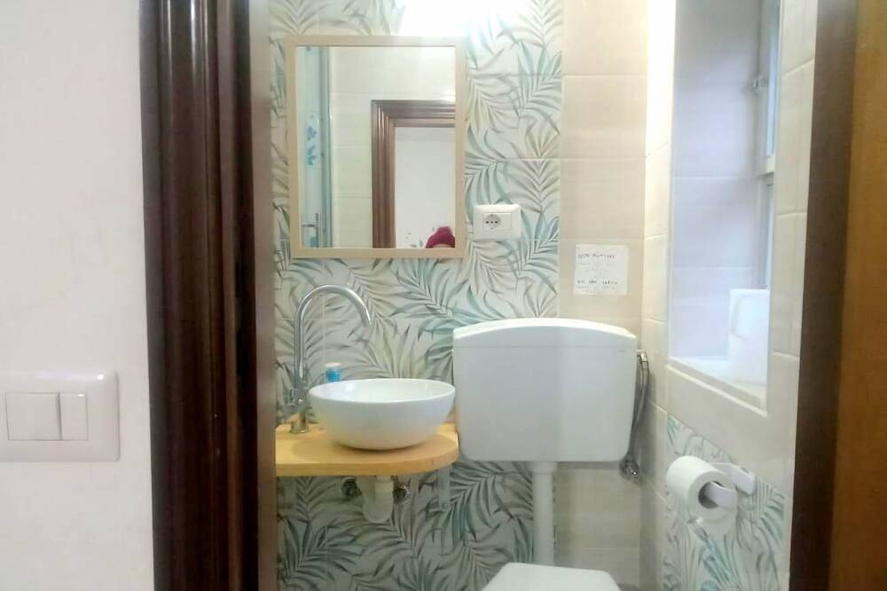 Sweet and bright room in San Cataldo (Sicilia), Provincia de Caltanissetta