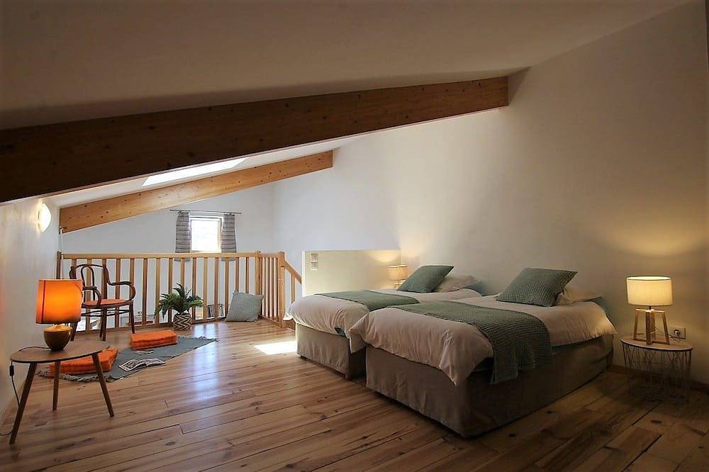 La Terrasse de Cheyrac in Polignac, Haute-Loire