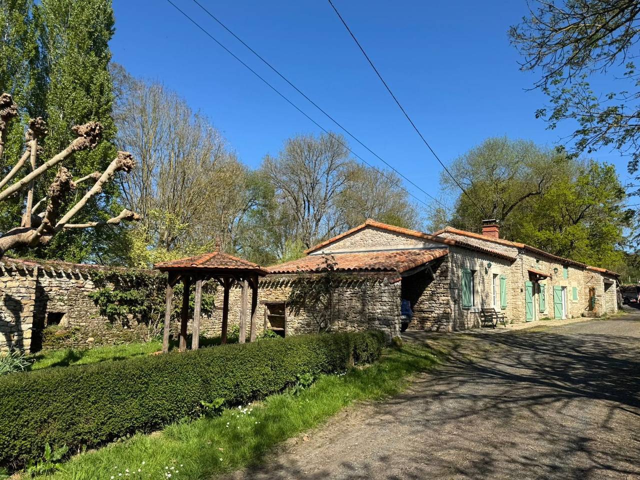 Ancien Moulin avec Terrasse et Cheminée, Saint-Vincent-Sterlanges in Saint-Vincent-Sterlanges, Vallée de la Loire