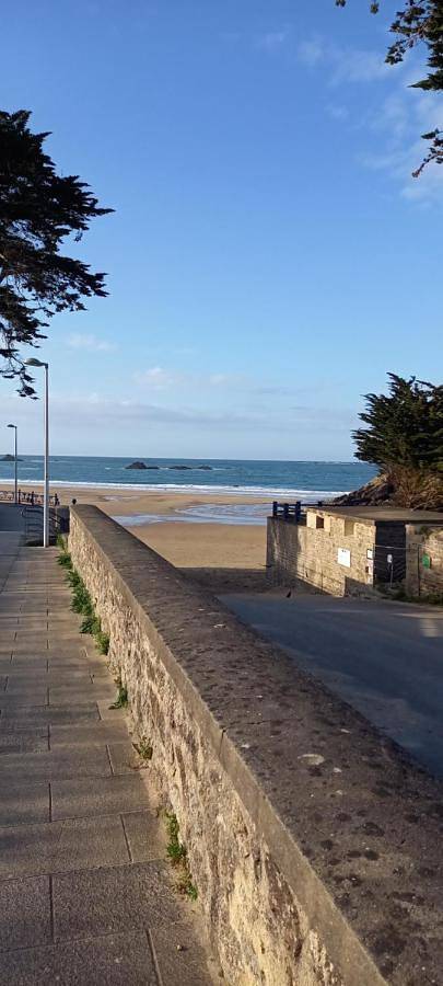 Appartement entier, La campagne à la plage in Saint-Lunaire, Région de Saint-Malo