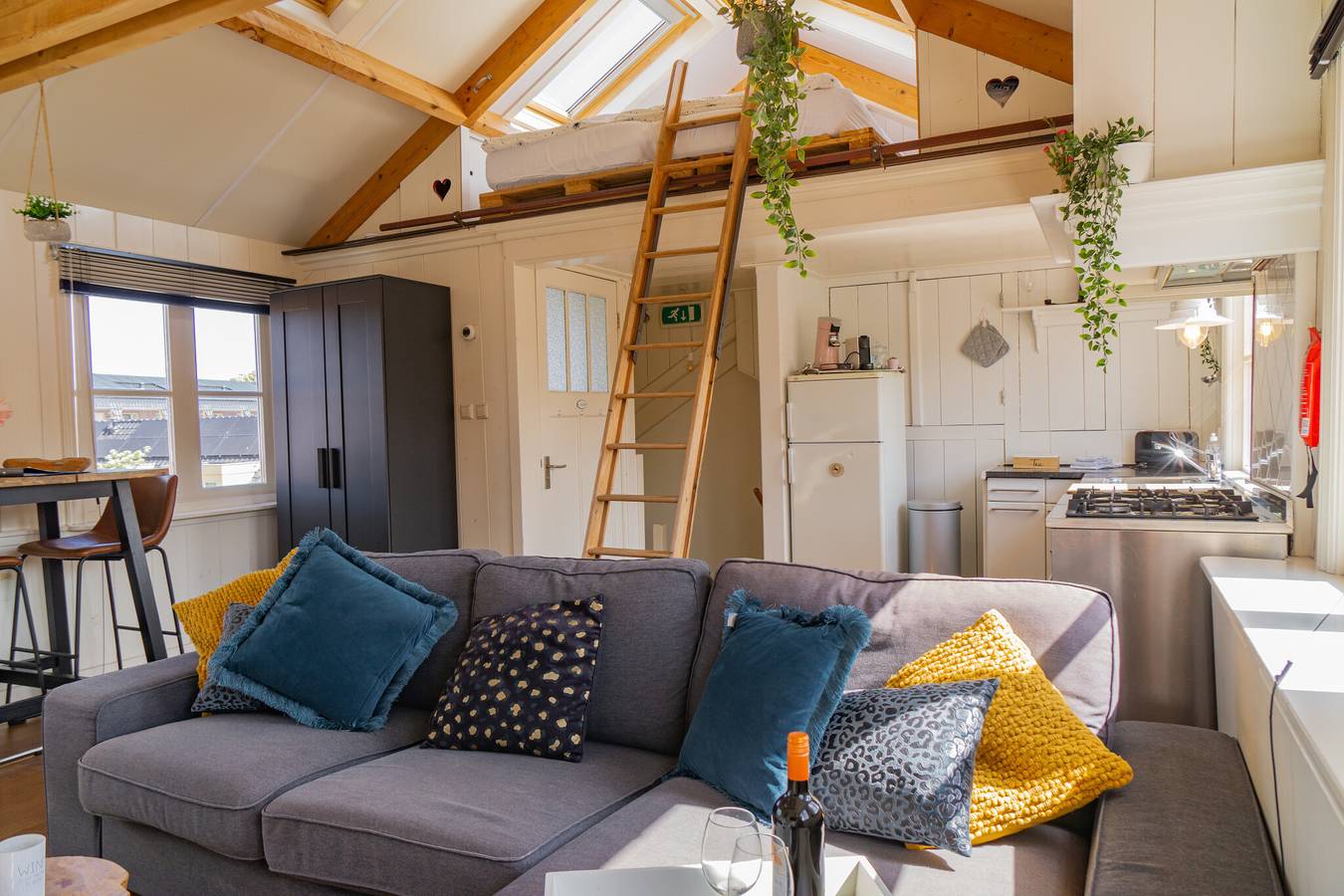 Holidayservice-egmond.nl — Pats's home in Alkmaar, Nederlandse Noordzeekust