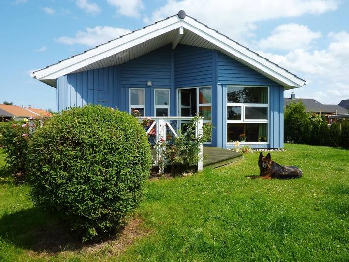Ferienhaus für 4 Personen, mit Terrasse und Garten sowie Sauna in Gelting