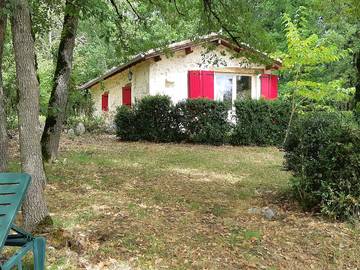 Gîte pour 3 personnes, avec jardin à Saint-Paul-de-Loubressac