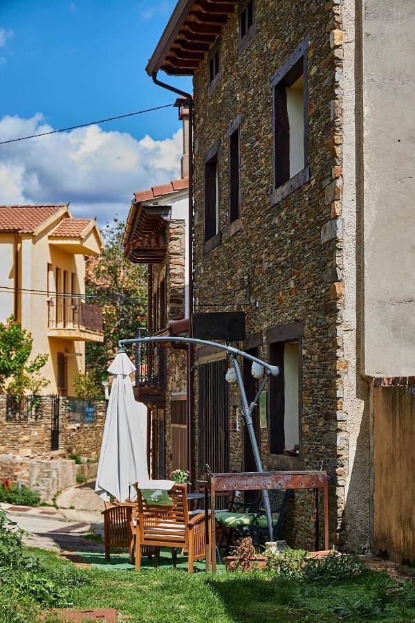 Casa rural para 6 personas, con vistas y terraza en Sierra Norte - 4