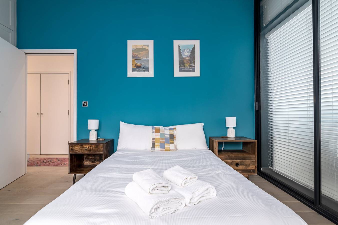 Ganze Wohnung, Ferienwohnung für 4 Personen mit Balkon in Hackney, London