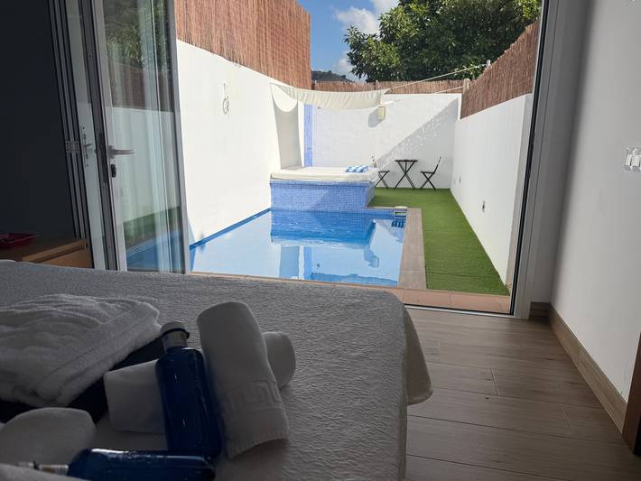 Casa rural 'La Casita' con vistas a la montaña, Wi-Fi y aire acondicionado in Sayalonga, Costa del Sol