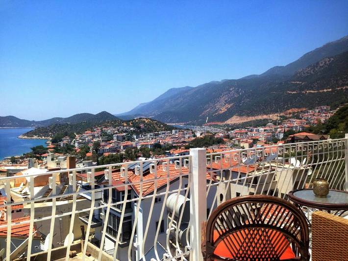 Alojamiento y desayuno para 4 personas, con terraza y vistas - 1