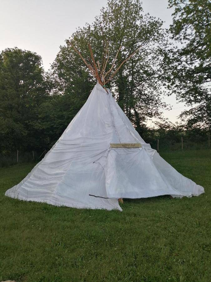 Cottage pour 2 personnes, avec jardin et vue, animaux acceptés à Louvigné-du-Désert