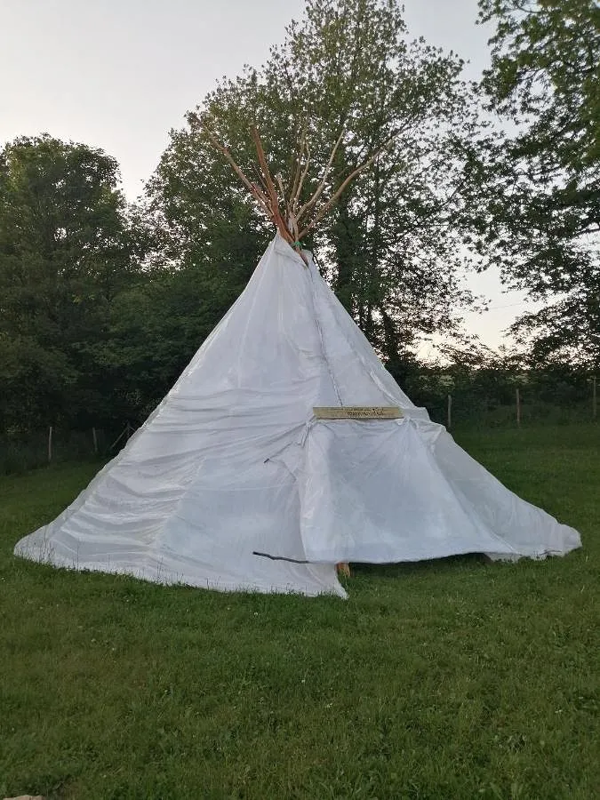 Tent in Louvigné-du-Désert, Fougères-Vitré