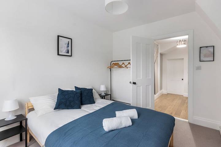 Heart of St Albans City Centre location with free parking in Hertfordshire