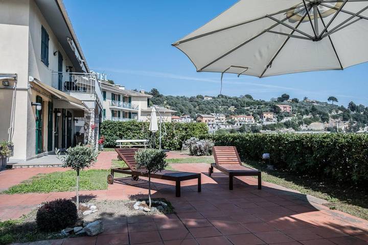 Gîte pour 5 personnes, avec vue et jardin, animaux acceptés dans Portovenere - 3