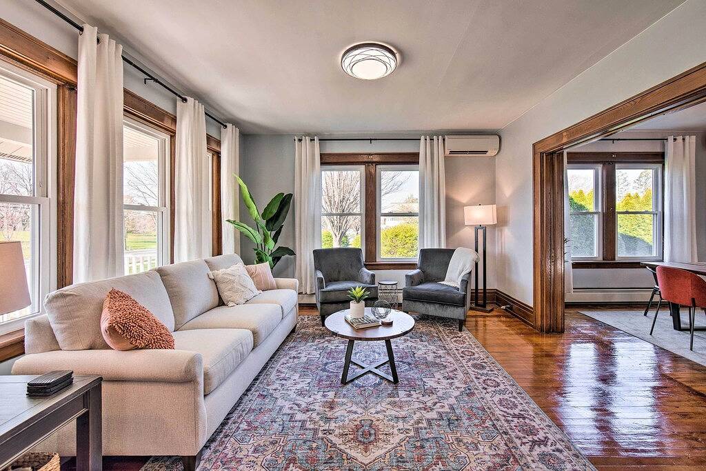 Home 2 Mi to Hersheypark: Work & Play! in Dauphin County