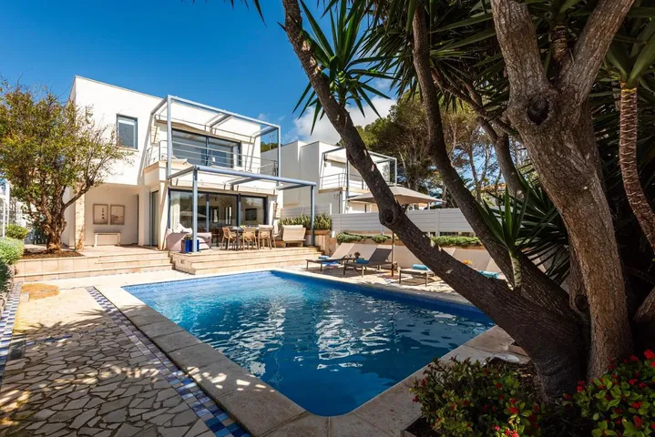 Villa pour 5 personnes, avec vue ainsi que terrasse et piscine - 1