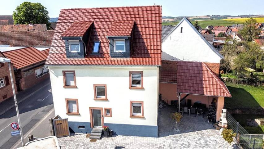 Ferienwohnung für 2 Personen, mit Terrasse und Ausblick, kinderfreundlich in Großostheim