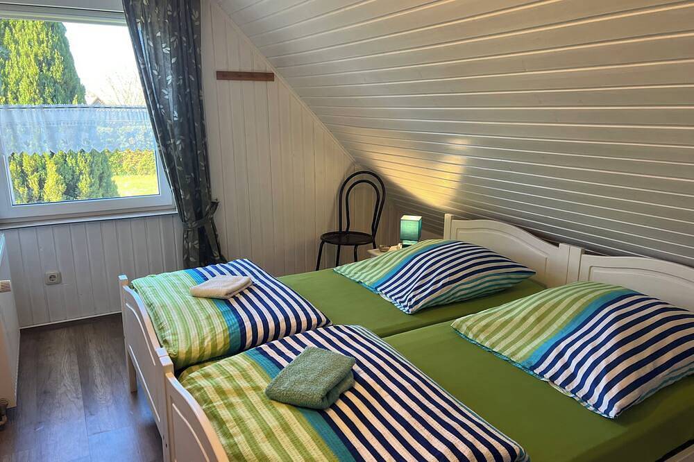 Ferienhaus mit Sauna,Kamin & Terrasse-familienfreundlich im Grünen! in Crussow, Angermünde