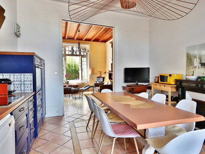 Location de vacances pour 12 personnes, avec terrasse dans Office De Tourisme Du Chateau D Olonne - 3