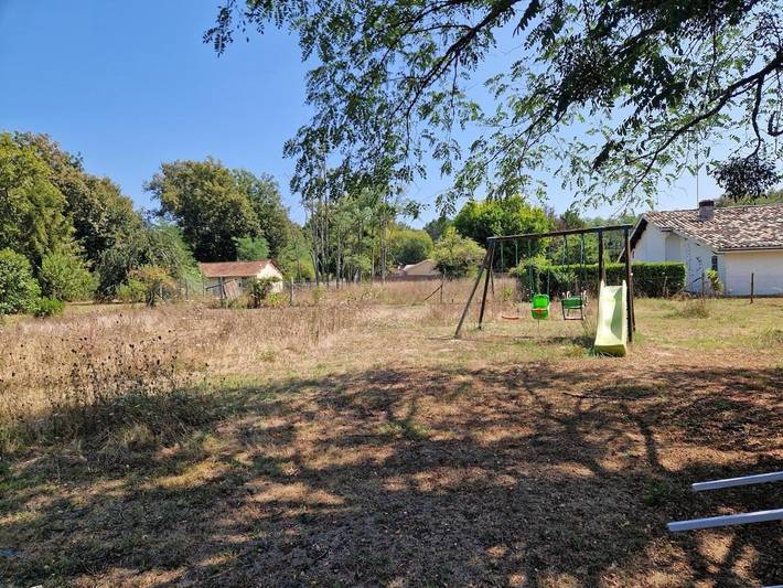 Location de vacances pour 7 personnes, avec piscine ainsi que balcon et vue à Uzeste - 4